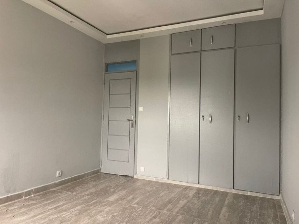 en-vente-villa-de-3-pieces-a-cocody-centre-saint-marie-big-2