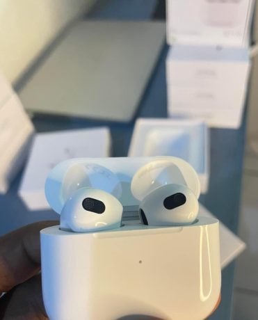 apple-air-pods-pro-big-0