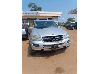 Mercedes ml 4 Matic 350 2008 occasion Europe automatique essence climatisé moteur v6 4x4 siège en cuire a vendre Yaoundé bon prix