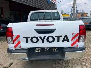 Toyota pick-up Hilux 2020 a vendre Yaoundé