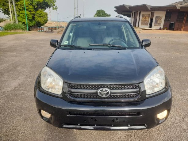 toyota-rav4-intermediaire-2005-a-vendre-a-yaounde-big-3