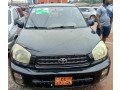 toyota-rav4-2002-manuel-essence-climatise-a-vendre-yaounde-small-0