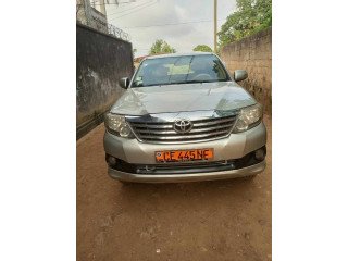 Toyota fortuner 2012 manuel diesel climatisé moteur 5l a vendre Yaoundé