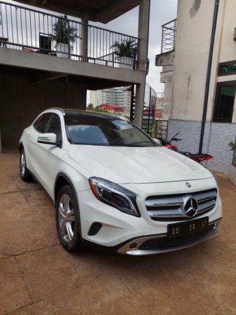 mercedes-gla-250-2018-big-1