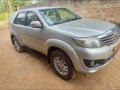 toyota-fortuner-2013-small-1