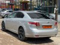 toyota-avensis-annee-2012-small-1