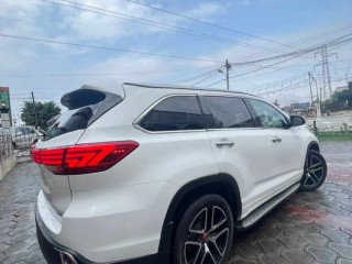 Toyota Highlander 2016 occasion Usa limited automatique essence a vendre douala