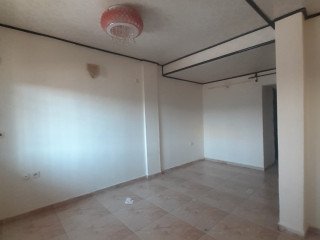 Appartement à louer Biyemassie