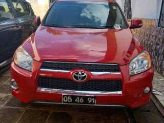 Toyota RAV4 2010 occasion Europe automatique essence a vendre Yaoundé