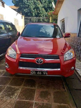 toyota-rav4-2010-occasion-europe-automatique-essence-a-vendre-yaounde-big-0