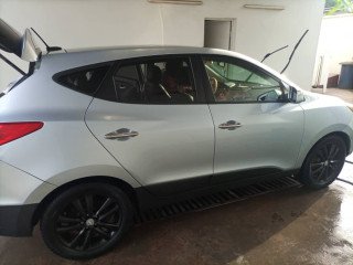 HYUNDAI TUCSON 2010