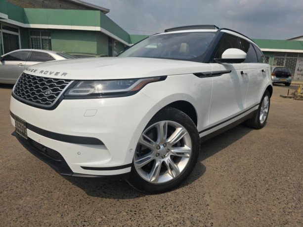 land-rover-range-rover-velar-big-0