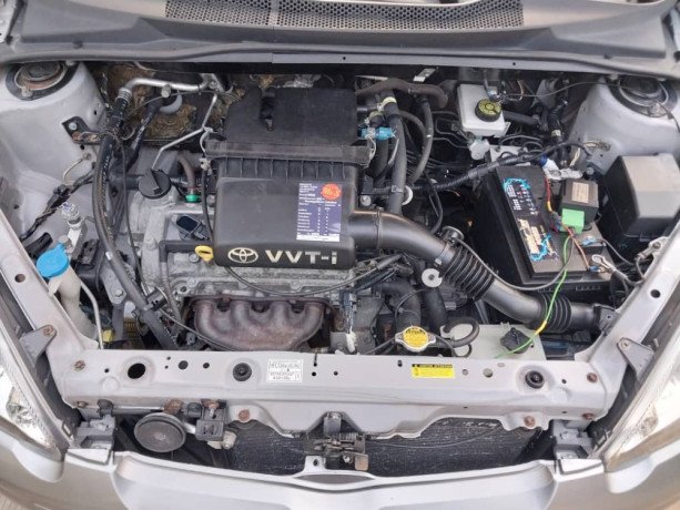 toyota-yaris-big-2