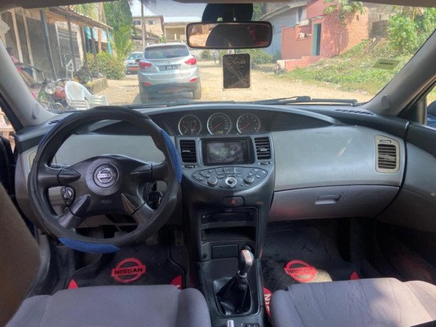 nissan-primera-big-2