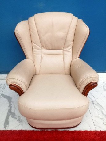 salon-en-cuir-aq23-big-2