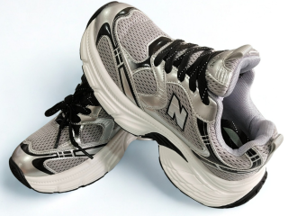 Step out in style every day.