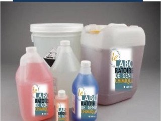 Laboratoire en sciences et chimie monétaire billets noirs verts rouges bleus etc