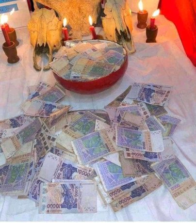 voici-le-porte-feuille-magique-qui-donne-jusqua-1500000-fcfa-la-money-de-votre-pays-eur-par-jour-big-3