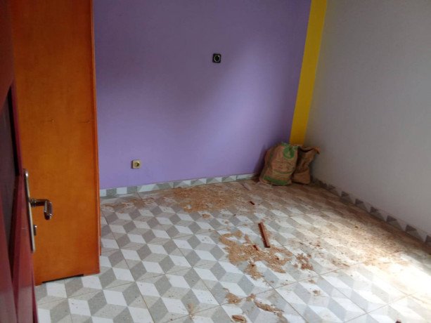 studios-neufs-avec-forage-dans-la-barriere-a-simbock-mbadoumou-big-1