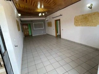VASTE APPARTEMENT 0 mIMBOMAN