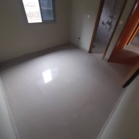 appartement-neuf-avec-groupe-electrogene-gardien-forage-parking-au-carrefour-nkoabang-big-1