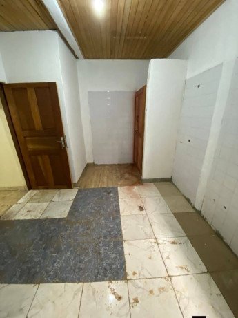 appartement-avec-parking-et-prepaye-a-emana-big-1