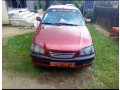 toyota-avensis-98-small-0