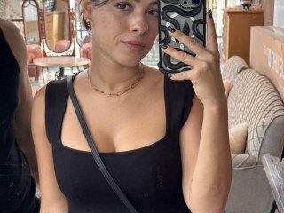 Je recherche une relation sérieux avec un homme calme, sérieux et sympa