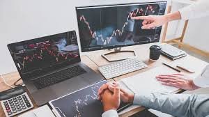 avis-aux-amoureux-du-trading-je-forme-et-je-desire-un-contrat-qui-vous-fera-gagner-plus-de-4-000-000-usd-chaque-annee-big-0