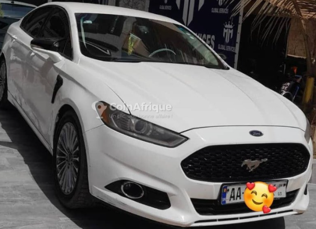 ford-fusion-titanium-2015-big-2